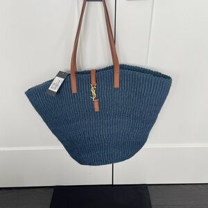 Brand New Panier Medium Bag in Raffia Crochet and Smooth Leather